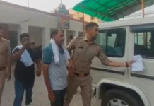 रिश्वत लेते रंगे हाथ पकड़े गए दारोगा, एंटी करप्शन टीम ने कोतवाली परिसर से किया गिरफ्तार