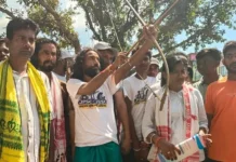 झारखंड में 26 साल से नौकरियों की बिक्री का आरोप, देवेंद्रनाथ महतो ने सरकार पर साधा निशाना