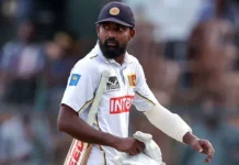 IND vs SL: भारत-श्रीलंका टेस्ट में तीन खिलाड़ियों पर ICC की कार्रवाई, जायसवाल-फर्नांडो के बाद जयसूर्या भी घेरे में