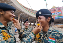 15 अगस्त पर अटारी-वाघा बॉर्डर बना शांति का गवाह, मोमबत्तियां जलाकर भारत-पाकिस्तान के बेहतर रिश्तों का संदेश