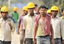 बेहतर जीवन की तलाश में दक्षिण भारत पहुंच रहे प्रवासी मजदूर, सर्वे में 72% ने बताई वजह