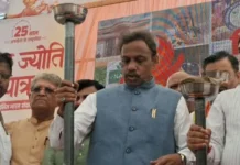 अयोध्या पहुंचे BJP यूपी प्रभारी विनोद तावड़े, बोले- बूथ मजबूत तो मंडल और विधानसभा भी मजबूत